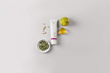 Load image into Gallery viewer, Shampoo